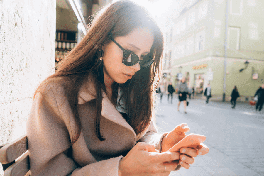Changing Careers: From Side Hustle to a Full-time Business
