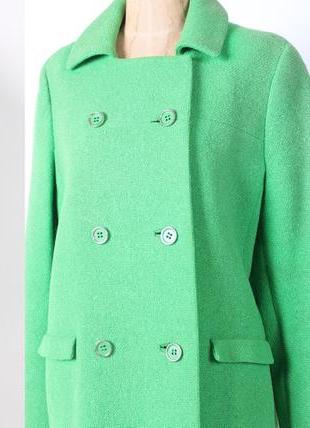 green-jacket-emily-in-paris