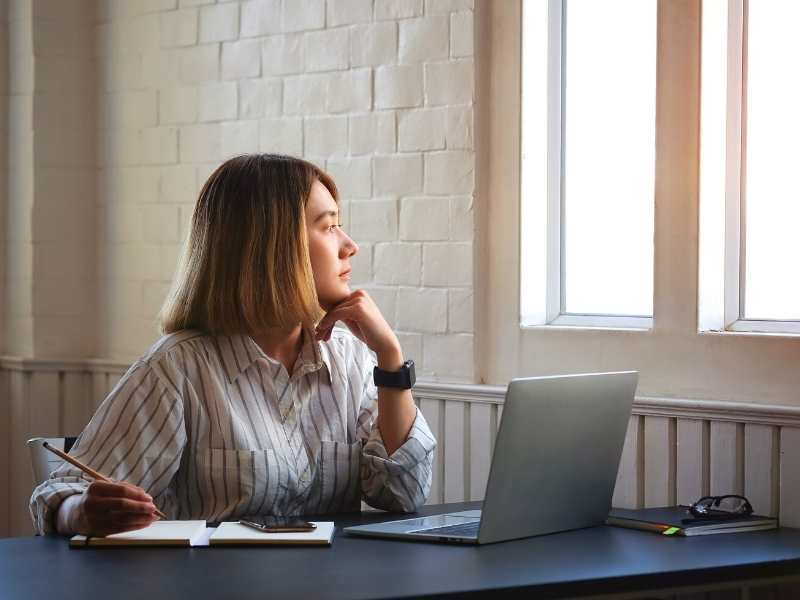 woman taking a talent assesment test_career change at 40